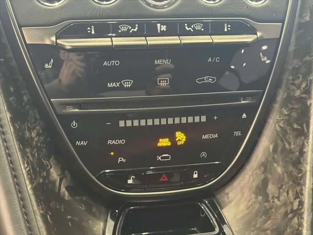 2019 Aston Martin DBS Superleggera