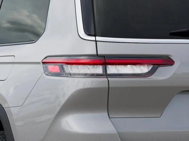 2026 Jeep Grand Cherokee L Altitude 4x2