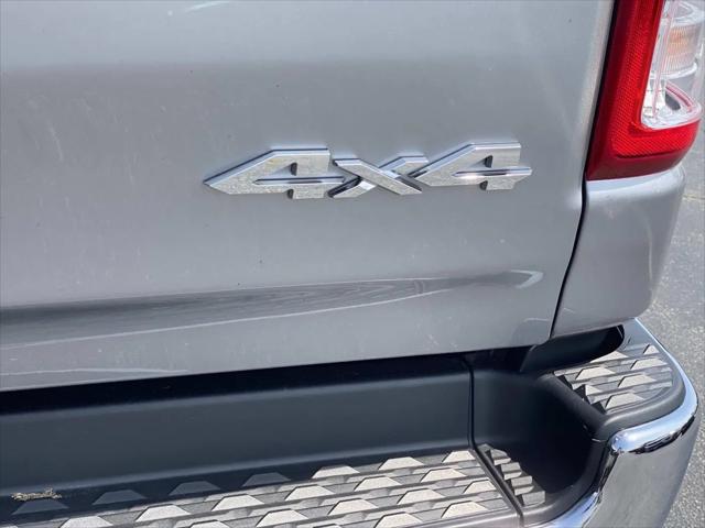 2023 Ram 1500 Big Horn Crew Cab 4x4 6'4" Box
