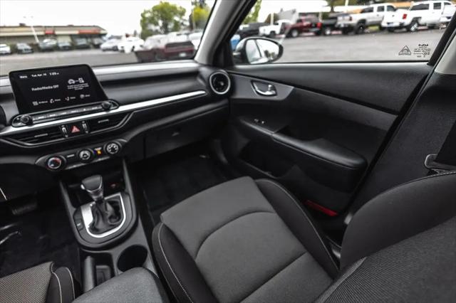 2024 Kia Forte LXS