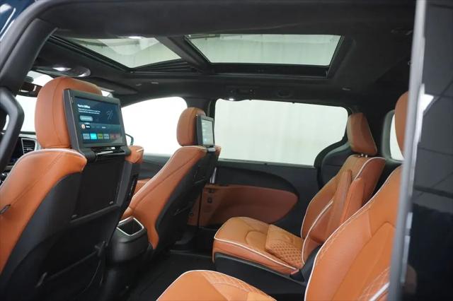 2024 Chrysler Pacifica Pinnacle
