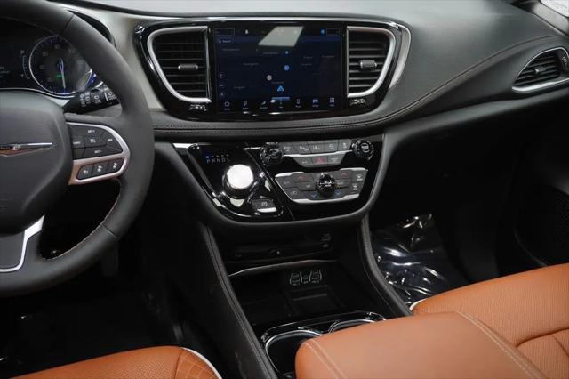 2024 Chrysler Pacifica Pinnacle