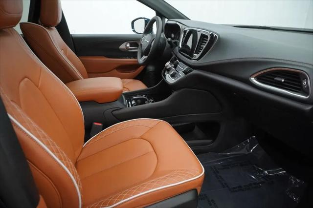 2024 Chrysler Pacifica Pinnacle