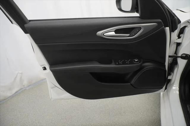 2024 Alfa Romeo Giulia Ti RWD