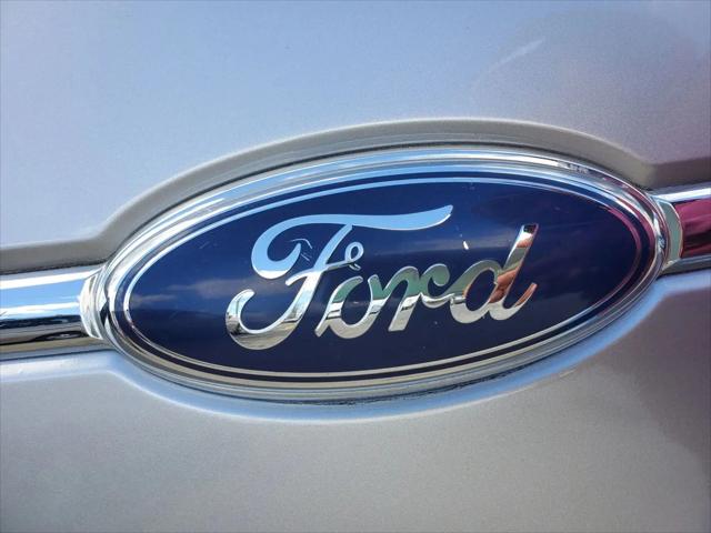2010 Ford Taurus SEL