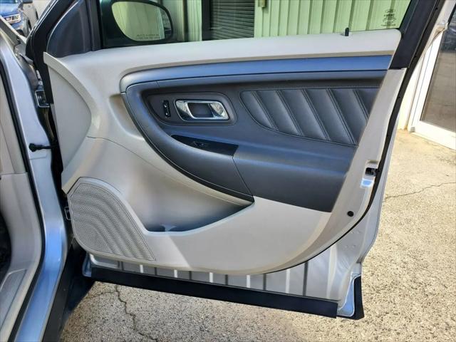 2010 Ford Taurus SEL
