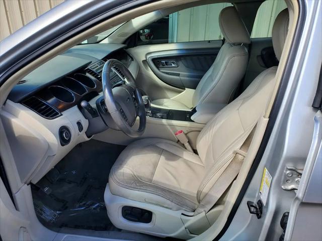 2010 Ford Taurus SEL