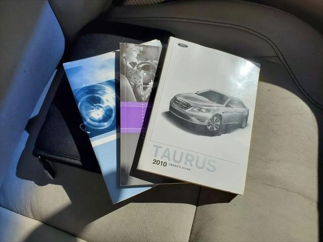 2010 Ford Taurus SEL