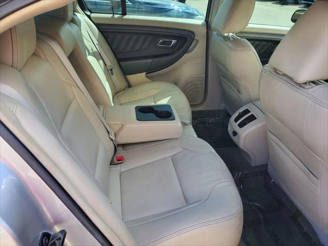 2010 Ford Taurus SEL
