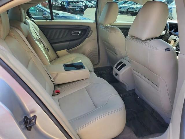 2010 Ford Taurus SEL