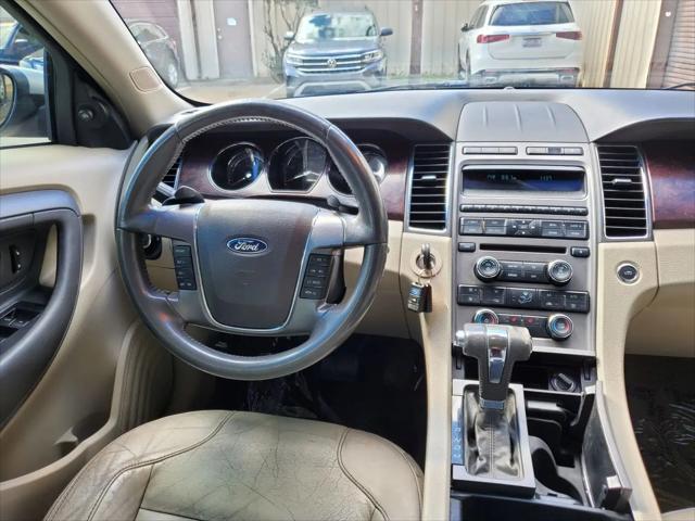 2010 Ford Taurus SEL