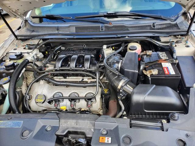 2010 Ford Taurus SEL