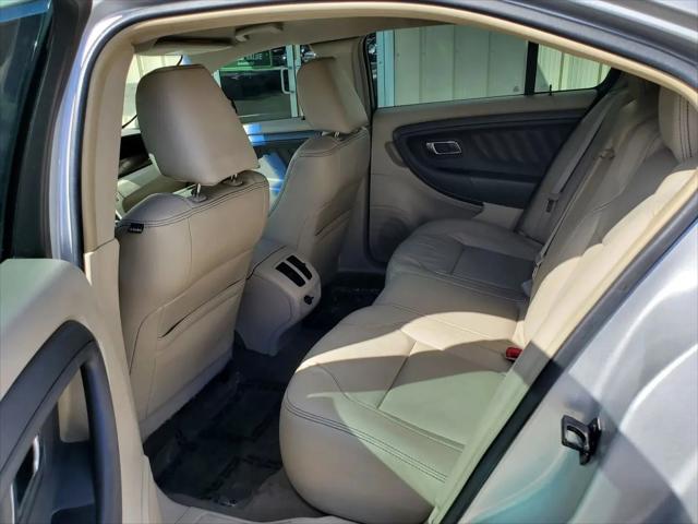 2010 Ford Taurus SEL