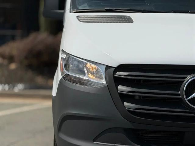 2023 Mercedes-Benz Sprinter 2500 Standard Roof 4-Cyl Gas