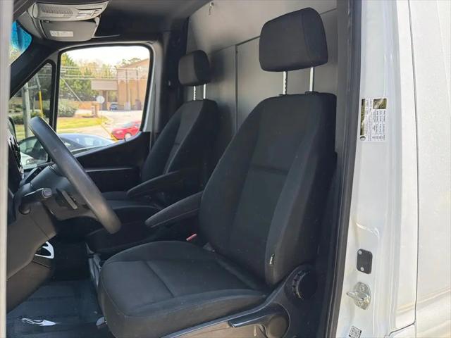 2023 Mercedes-Benz Sprinter 2500 Standard Roof 4-Cyl Gas