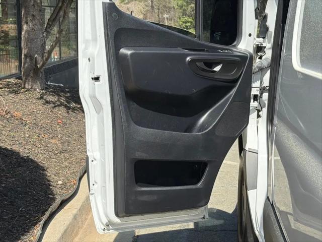 2023 Mercedes-Benz Sprinter 2500 Standard Roof 4-Cyl Gas