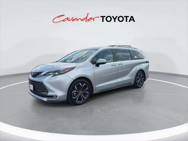 2025 Toyota Sienna Platinum