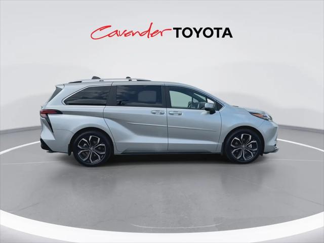 2025 Toyota Sienna Platinum