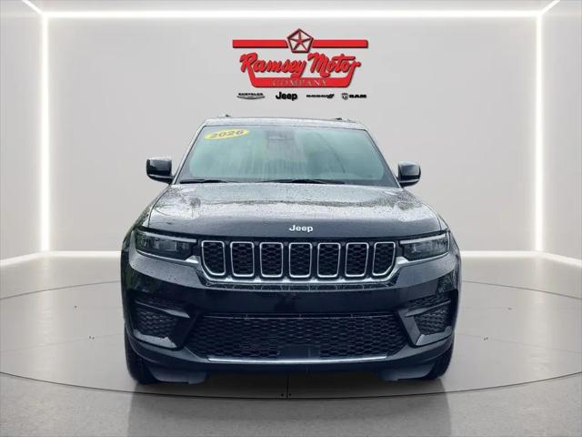 2026 Jeep Grand Cherokee Laredo 4x4
