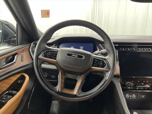2025 Jeep Grand Cherokee L Summit 4x4