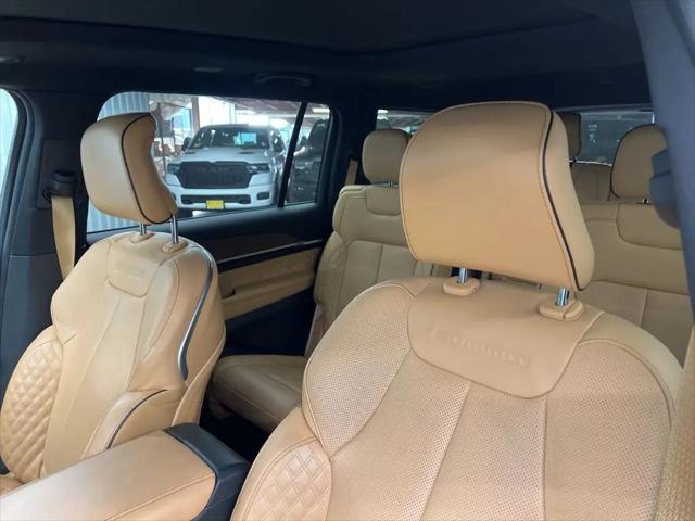 2025 Jeep Grand Cherokee L Summit 4x4