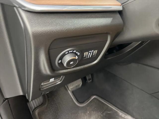 2025 Jeep Grand Cherokee L Summit 4x4