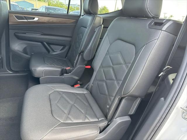 2026 Volkswagen Atlas SE with Technology