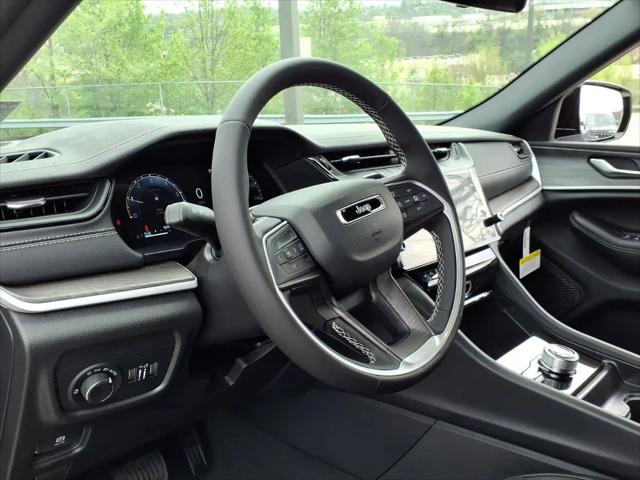 2026 Jeep Grand Cherokee L Altitude 4x4