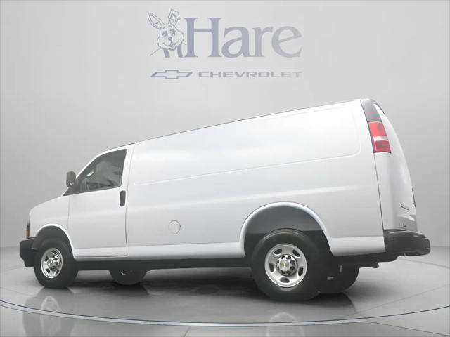 2026 Chevrolet Express Cargo Van 2500 Regular Wheelbase, WT, RWD