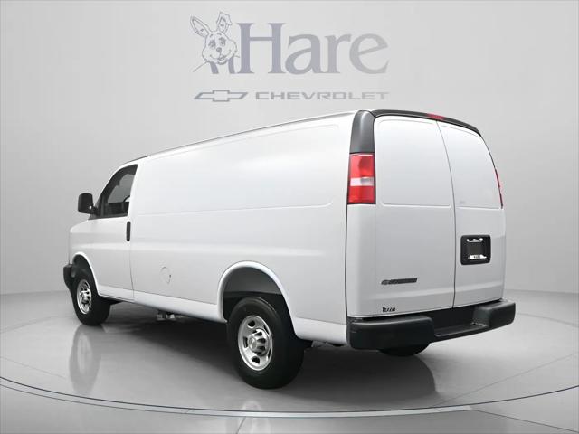 2026 Chevrolet Express Cargo Van 2500 Regular Wheelbase, WT, RWD