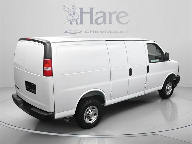 2026 Chevrolet Express Cargo Van 2500 Regular Wheelbase, WT, RWD