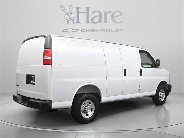 2026 Chevrolet Express Cargo Van 2500 Regular Wheelbase, WT, RWD