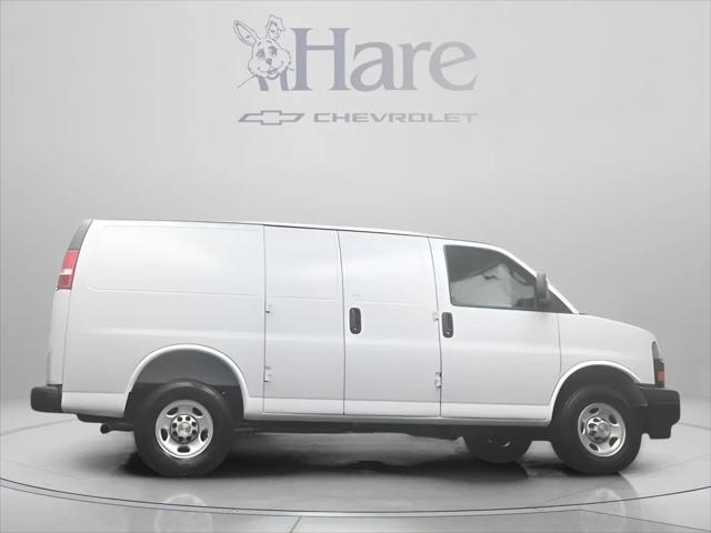 2026 Chevrolet Express Cargo Van 2500 Regular Wheelbase, WT, RWD