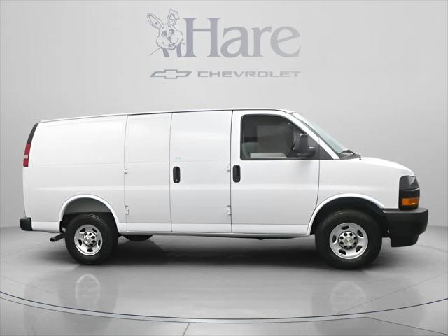 2026 Chevrolet Express Cargo Van 2500 Regular Wheelbase, WT, RWD