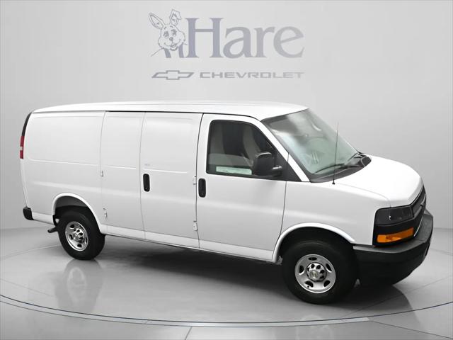 2026 Chevrolet Express Cargo Van 2500 Regular Wheelbase, WT, RWD