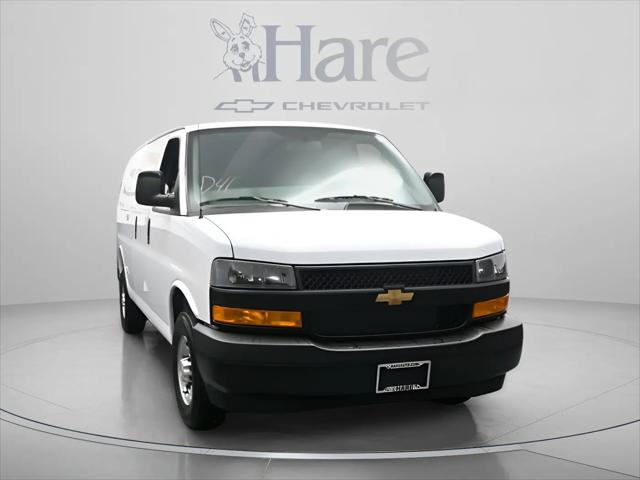 2026 Chevrolet Express Cargo Van 2500 Regular Wheelbase, WT, RWD