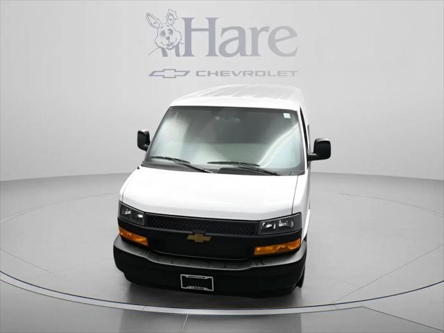 2026 Chevrolet Express Cargo Van 2500 Regular Wheelbase, WT, RWD