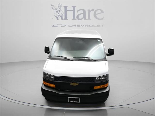2026 Chevrolet Express Cargo Van 2500 Regular Wheelbase, WT, RWD