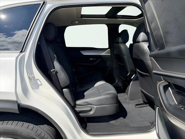 2025 Mazda CX-70 Premium Package