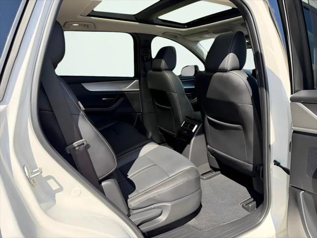 2025 Mazda CX-70 Premium Package