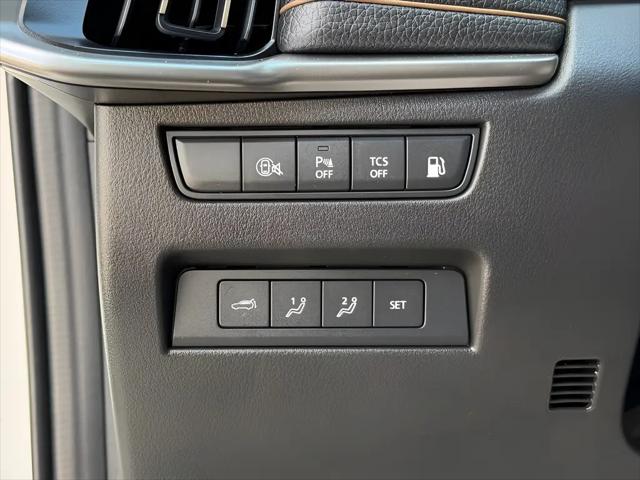 2025 Mazda CX-70 Premium Package