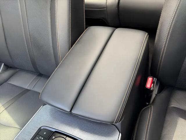 2025 Mazda CX-70 Premium Package