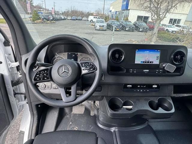 2024 Mercedes-Benz Sprinter 2500 Standard Roof 4-Cyl Diesel HO