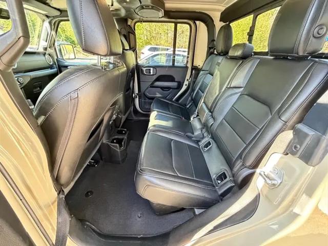 2022 Jeep Gladiator Overland