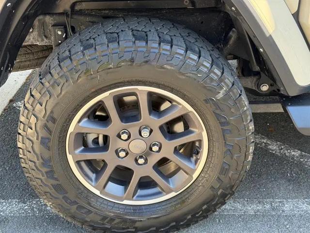 2022 Jeep Gladiator Overland