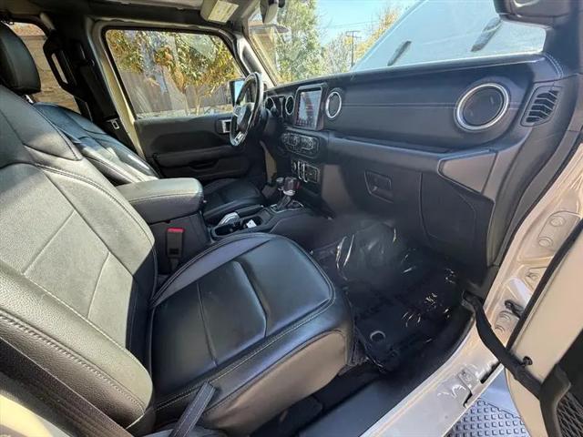 2022 Jeep Gladiator Overland