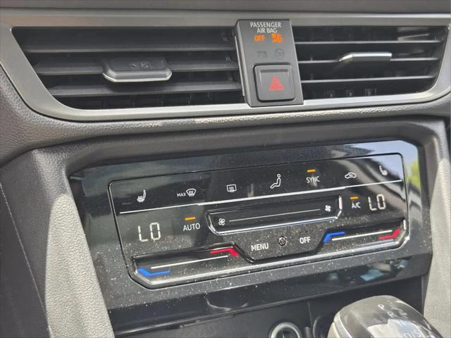 2026 Volkswagen Taos SE Black