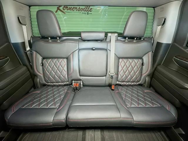 2024 GMC Sierra 1500 4WD Crew Cab Short Box Elevation with 3SB
