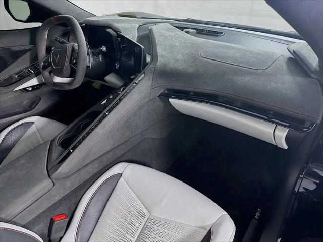 2023 Chevrolet Corvette Stingray RWD Convertible 3LT