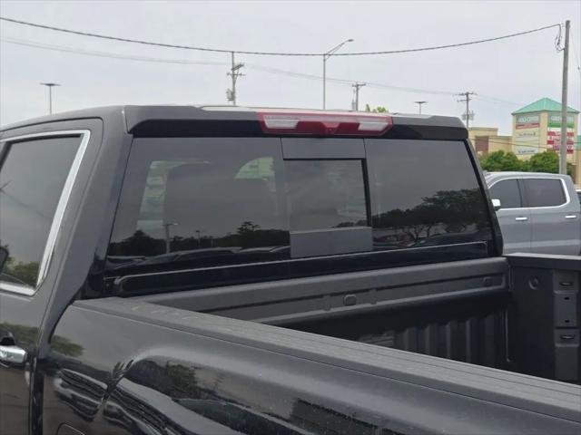 2026 GMC Sierra 2500HD Crew Cab, Standard Bed, SLT, 4WD